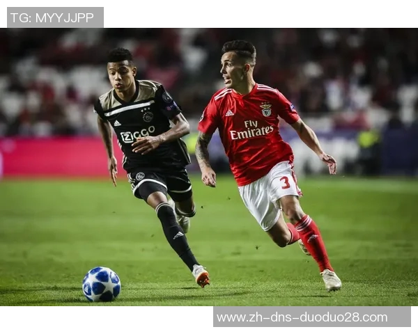 本菲卡与阿贾克斯的激烈对决谁将赢得这场欧战巅峰之战