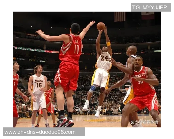 2009年火箭与开拓者激战回顾：经典对决与球星风采的精彩瞬间